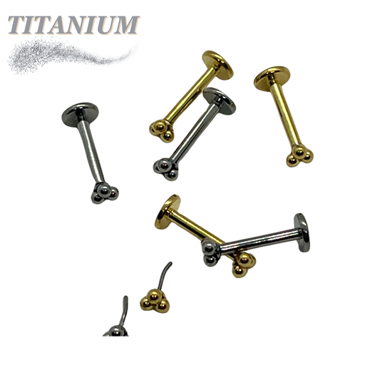 Threadless Titanium Pushpin Triangular 3 Ball Cluster Labret Combo - 4mm base